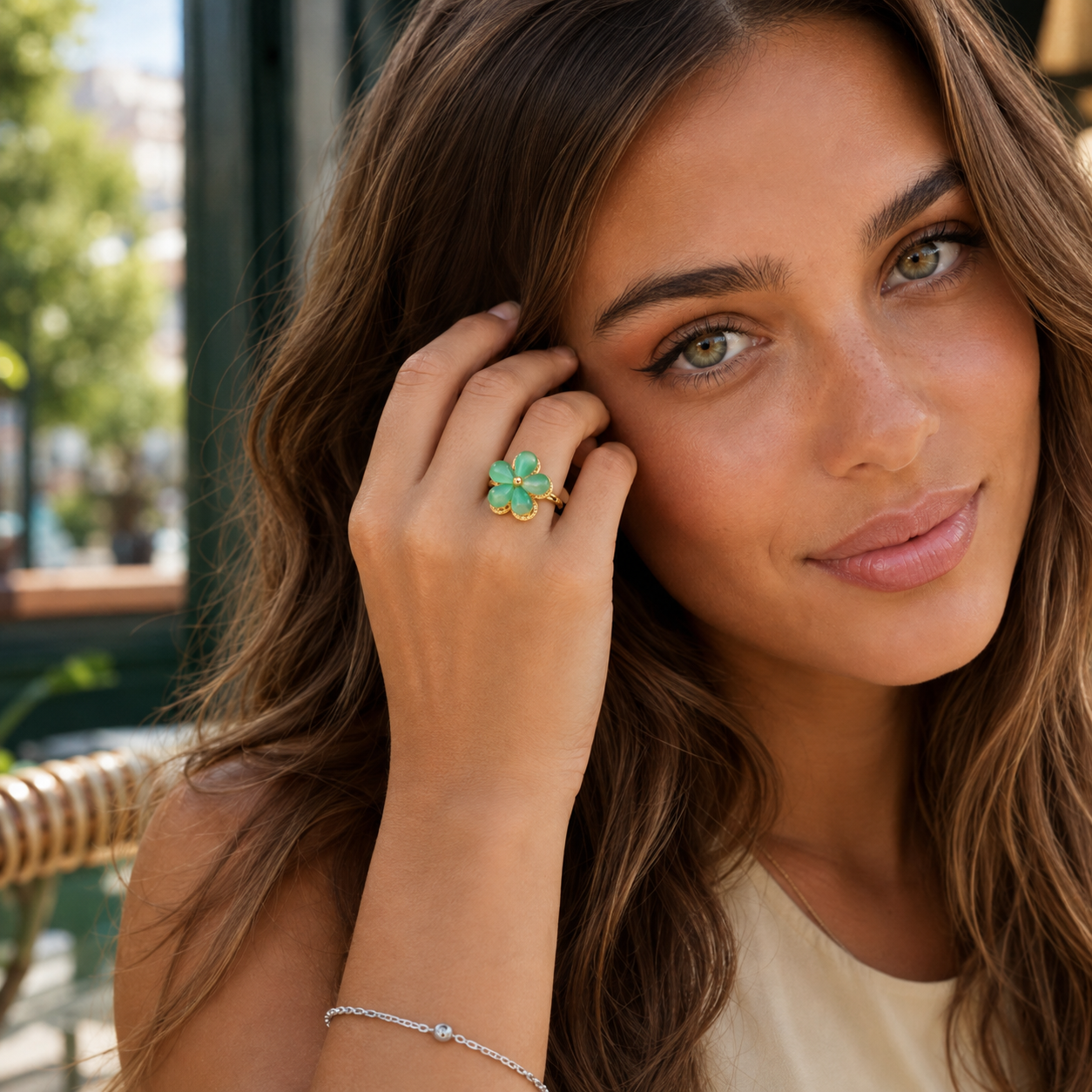 Mint Bloom Rotating Cat-Eye Flower Ring